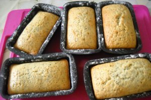 Mini cakes cu lamaie si mac