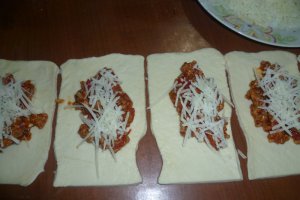 Pachetele cu carne si branza