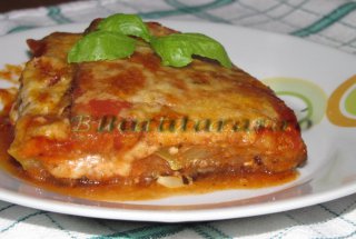 Vinete si dovlecei cu sos de rosii si parmezan