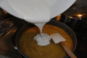 Tort Baiser cu prune