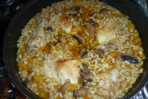 Pui la cuptor cu mix de cereale si ciuperci