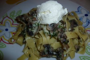 Tagliatelle cu ciuperci