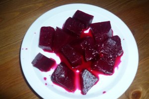 Salata de sfecla rosie