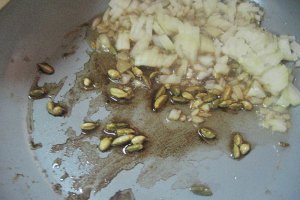 Curry de curcan cu cardamon negru