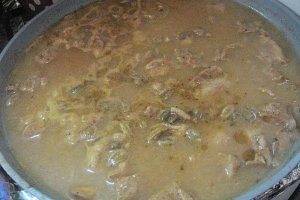 Curry de curcan cu cardamon negru