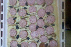 Pizza cu porumb si ciuperci pleurotus