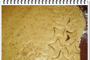 Fursecuri cu migdale si crema de ciocolata