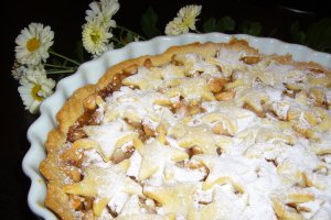 Tarta cu mere caramelizate