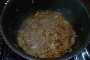 Ceafa de porc cu cereale si galbiori
