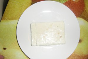 Chiftelute de dovlecei albi cu carne si carne de pui prajita