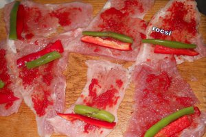 Rulouri de porc cu fasole verde