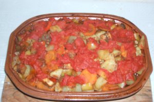 Carne şi legume de toamnă la cuptor