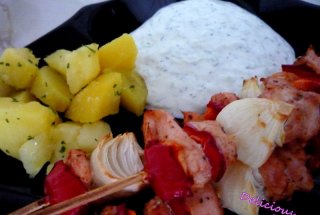 Frigarui cu sos Tzatziki