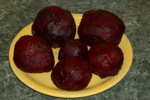 Salata de sfecla rosie si hrean