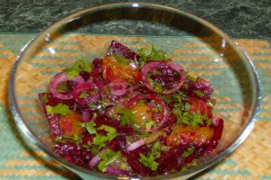 Salata de sfecla rosie si portocala