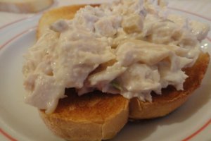 Piept de pui cu ciuperci si maioneza