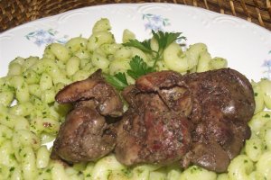 Paste cu pesto de pătrunjel