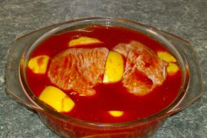 Pulpe de pui in sos de gutui