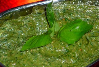 Pesto de busuioc
