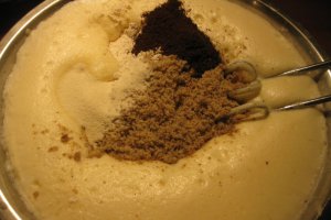 Prajitura cu nuci si cafea  (walnuts and coffee cake or anti gloom cake)