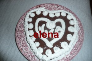 Tort cu crema de ciocolata