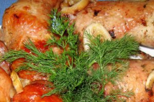 Pulpe de pui in sos de lamaie