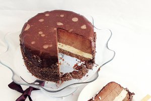 Tort de ciocolata