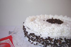 Tort cu ciocolata si lapte batut