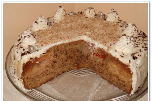 Tort de mere in caramel cu scortisoara
