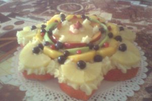 Tort floare cu fructe