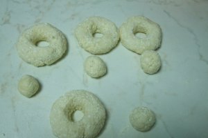 Reteta de preparare a papanasilor cu frisca si finetti