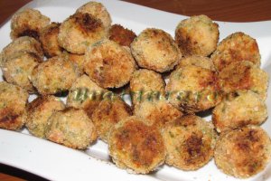 Chiftelute de curcan cu parmezan la cuptor