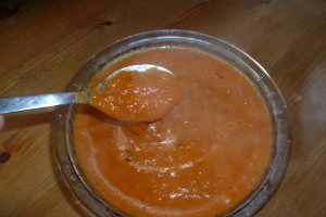 Salsa de ardei cu usturoi