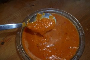 Salsa de ardei cu usturoi