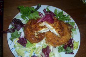 Mozzarella in crusta de fulgi de porumb