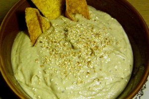 Dip cu vanata si pasta tahini