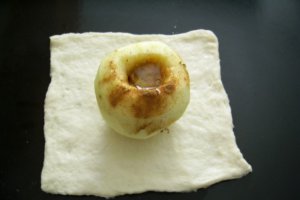 Mere coapte in aluat