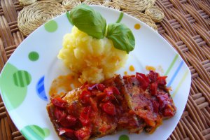 Macrou in sos de legume la cuptor
