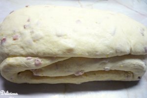 Pogacele cu bacon si hrean