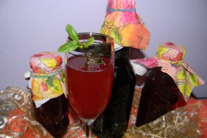 Sirop de capsuni cu menta