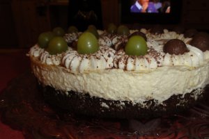 Tort cu lichior de oua  (Eierlikörtorte)