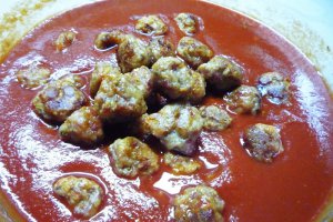 Fusilli cu bilute de carne tocata