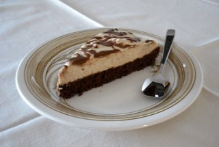 Prajitura cu mascarpone, ciocolata alba si cafea