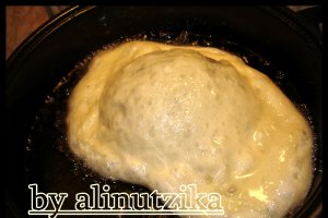 Langosi cu branza si smantana