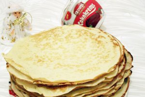 Clatite cu lapte acru