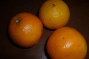 Coaja de portocala confiata