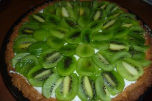 Tarta cu lamaita si kiwi