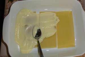 Lasagna dulce ,cu prune caramelizate si scortisoara (Süsse Zwetschgen-Lasagne)