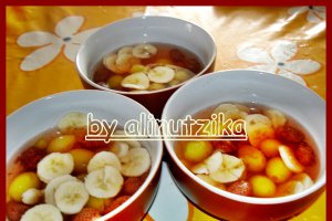Salata de fructe din compot  + banane