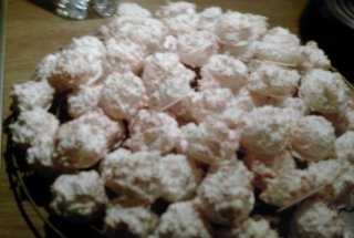 Bezele cu nuca de cocos(Kokosmakronen)